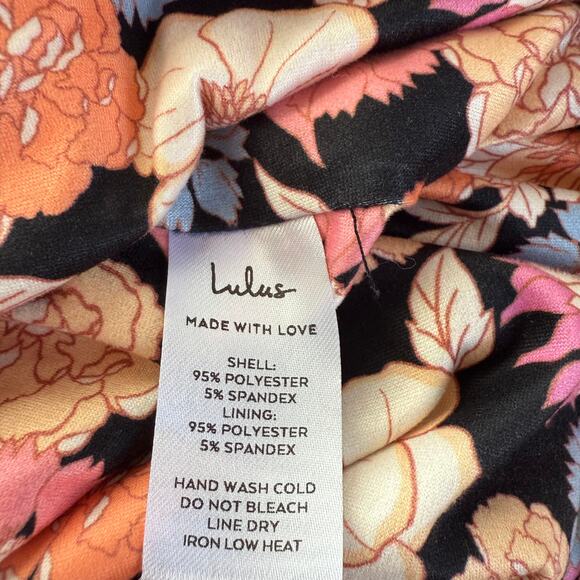NWT Lulus Floral Bodysuit Size M Super Soft -K0206 - Picture 7 of 7
